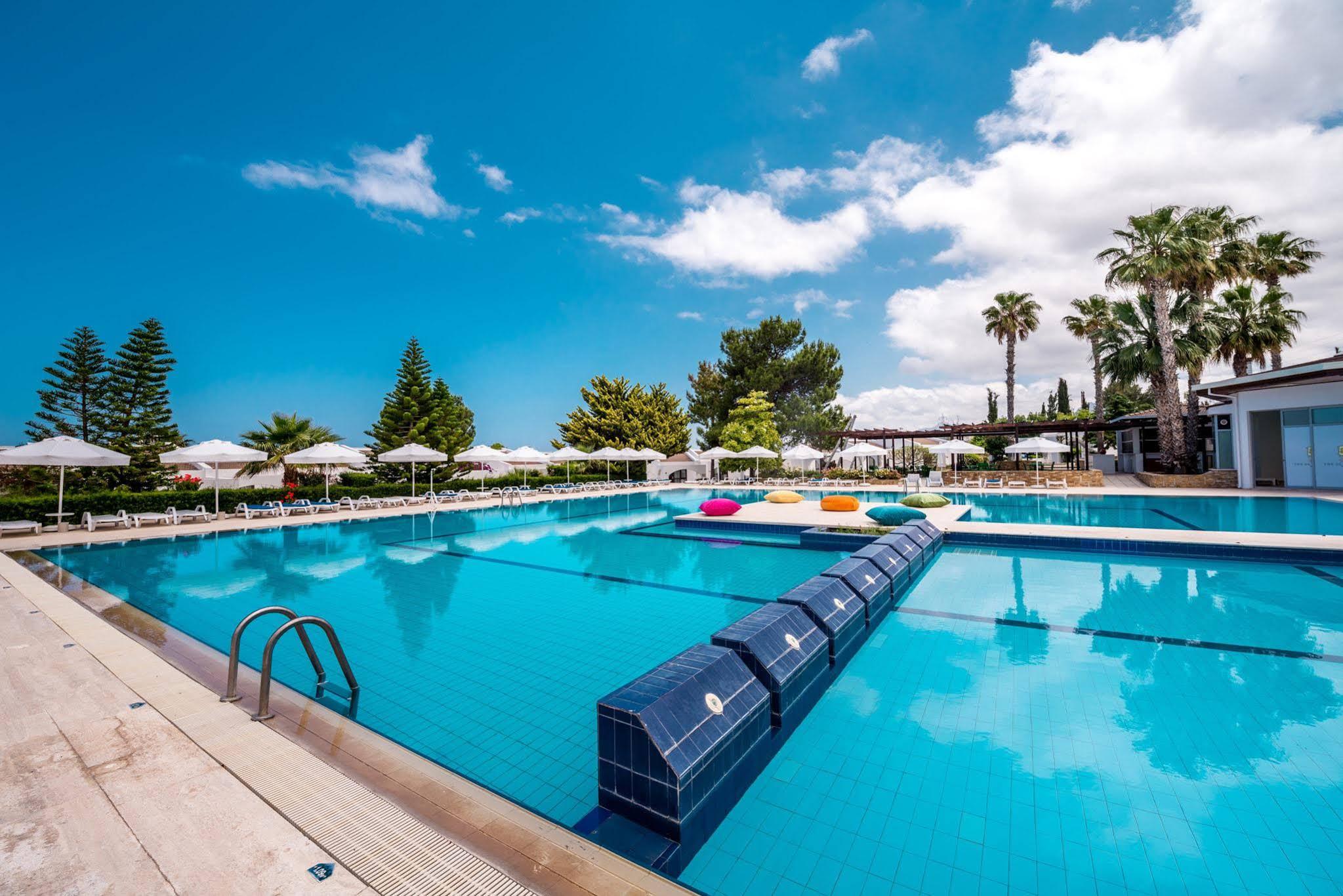 The Olive Tree Hotel Agios Epiktitos Zewnętrze zdjęcie